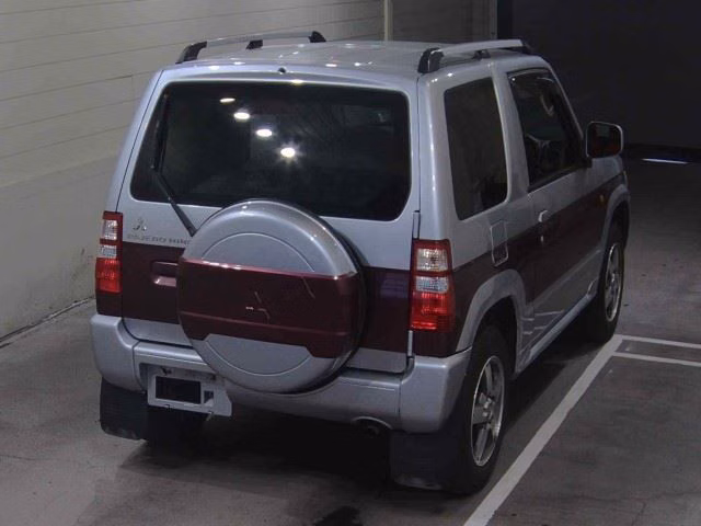 MITSUBISHI PAJERO MINI