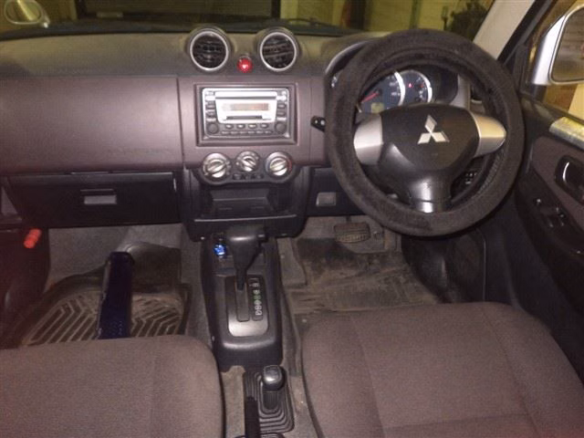 MITSUBISHI PAJERO MINI