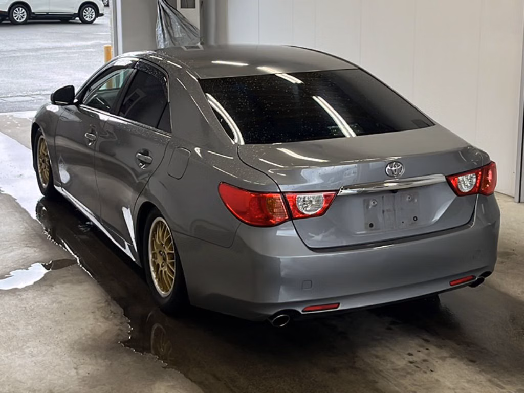 TOYOTA MARK X