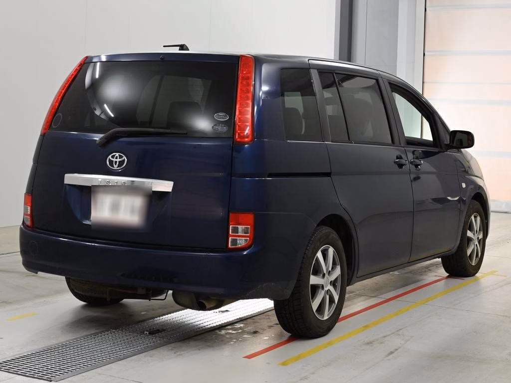 TOYOTA ISIS
