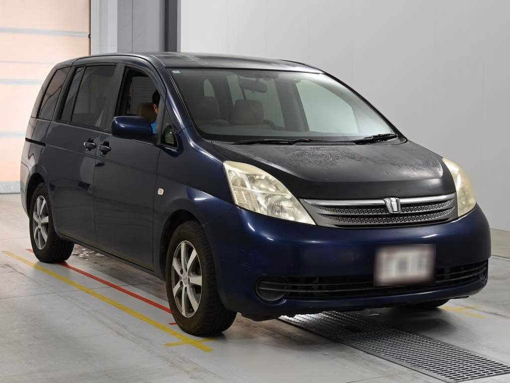 TOYOTA ISIS
