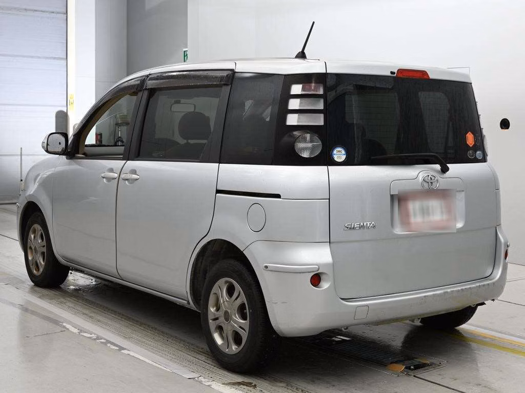 TOYOTA SIENTA