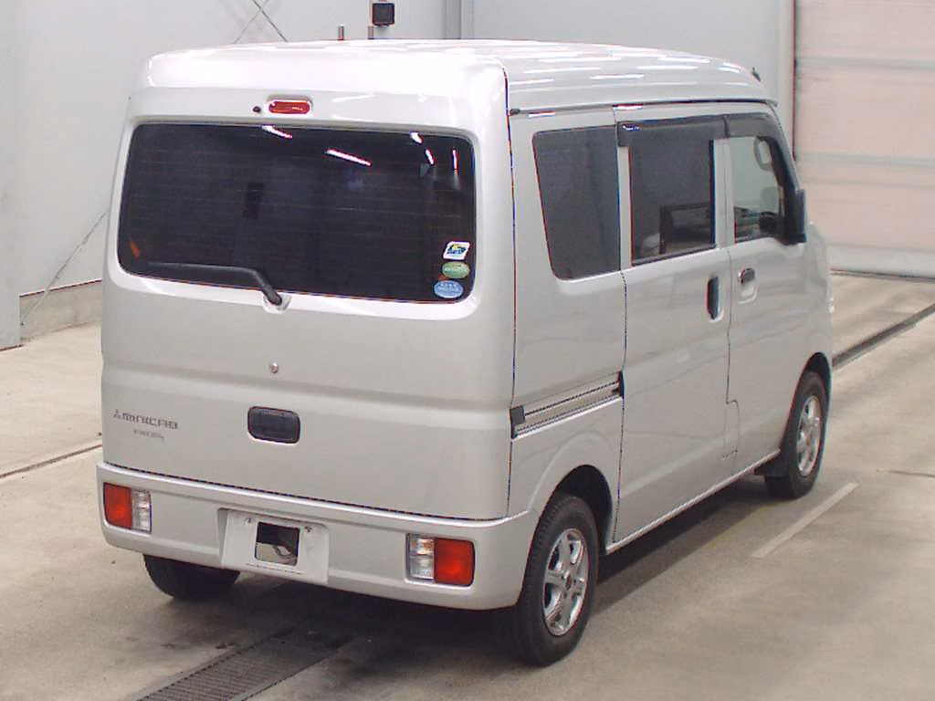 MITSUBISHI MINICAB
