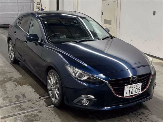 MAZDA AXELA