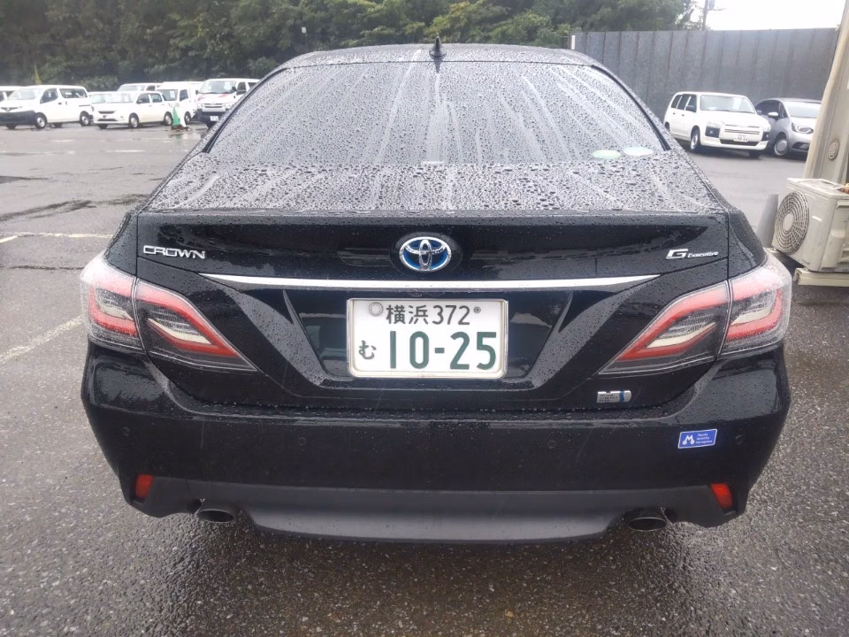 TOYOTA CROWN
