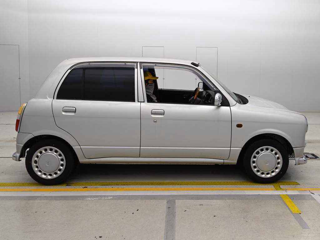 DAIHATSU MIRA GINO