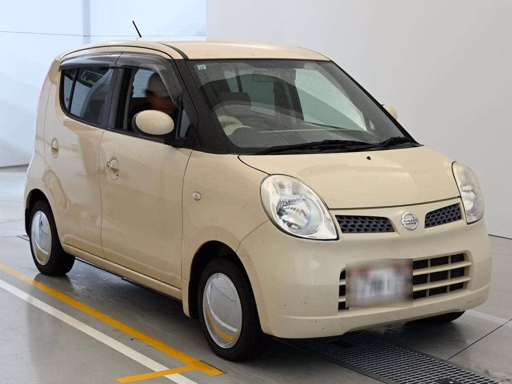 NISSAN MOCO