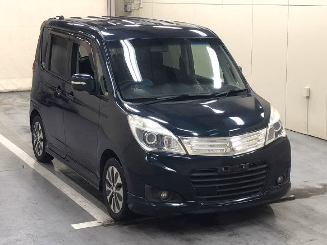 MITSUBISHI DELICA D:2