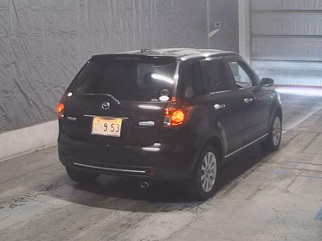 MAZDA VERISA