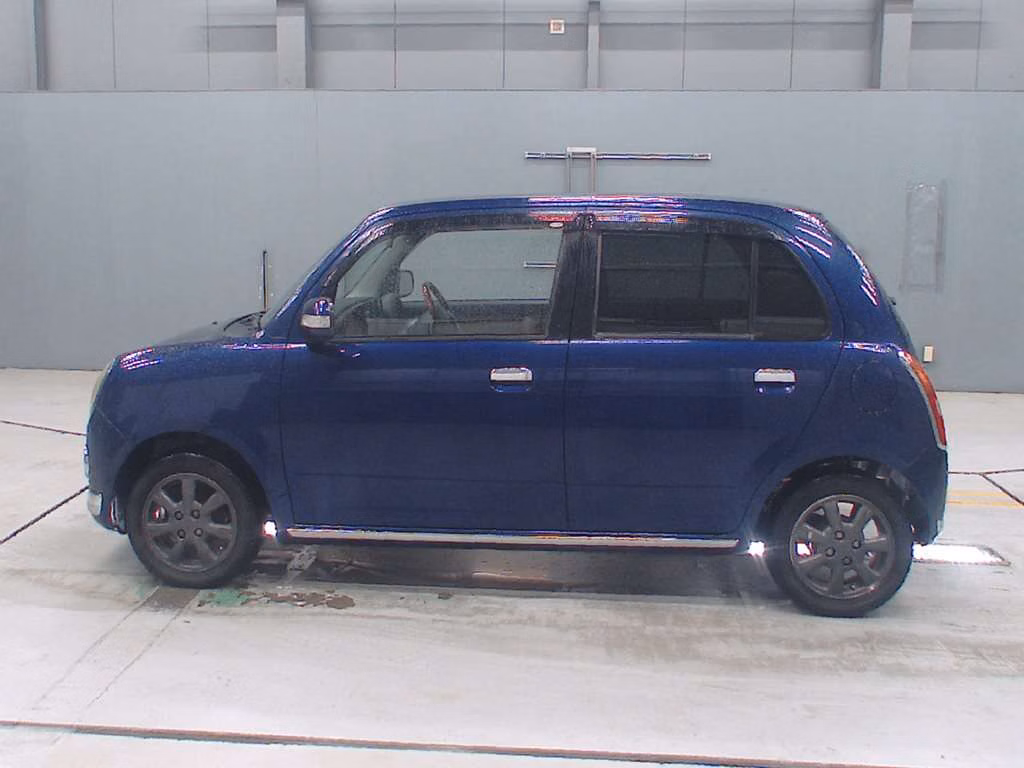 DAIHATSU MIRA GINO