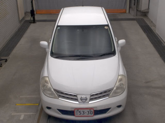 NISSAN TIIDA LATIO