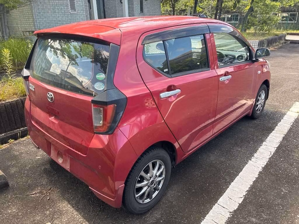 TOYOTA PIXIS EPOCH