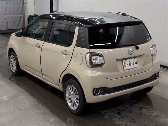 DAIHATSU BOON