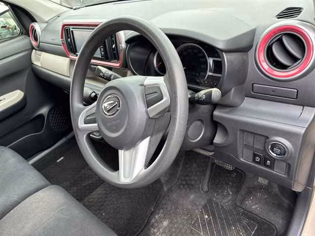 DAIHATSU BOON
