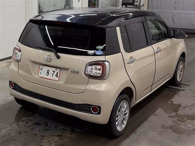 DAIHATSU BOON