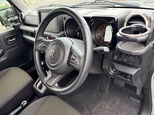 SUZUKI JIMNY SIERRA