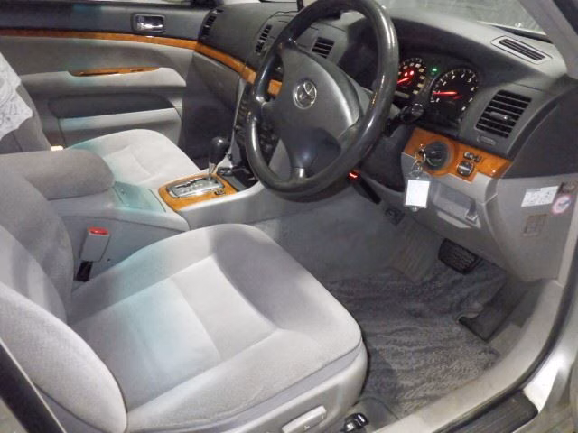 TOYOTA MARK II