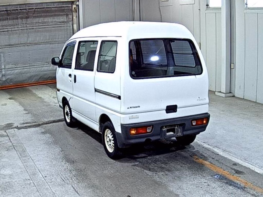 MITSUBISHI MINICAB
