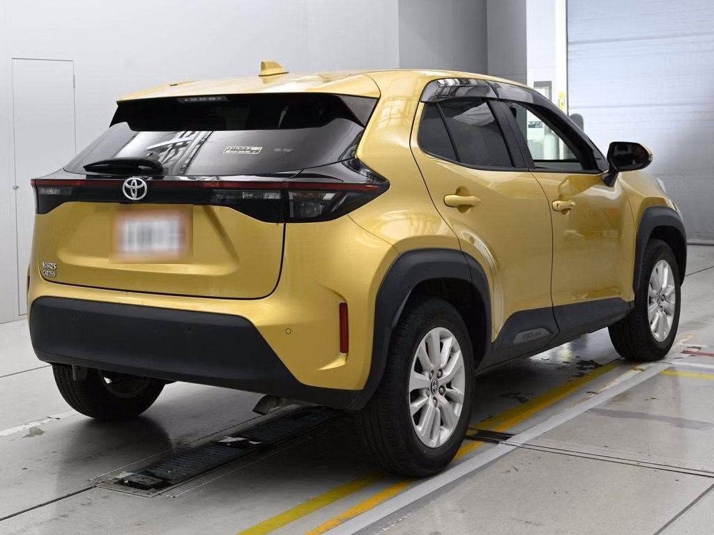TOYOTA YARIS CROSS