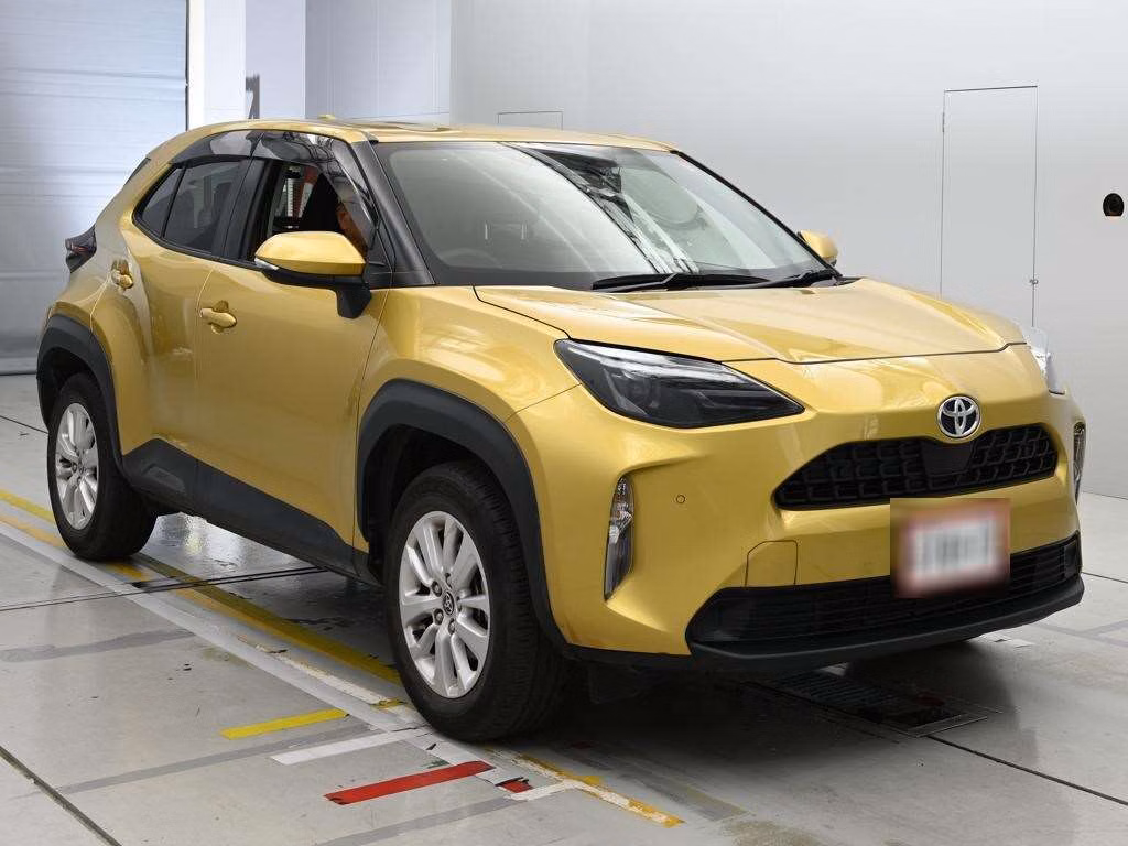 TOYOTA YARIS CROSS
