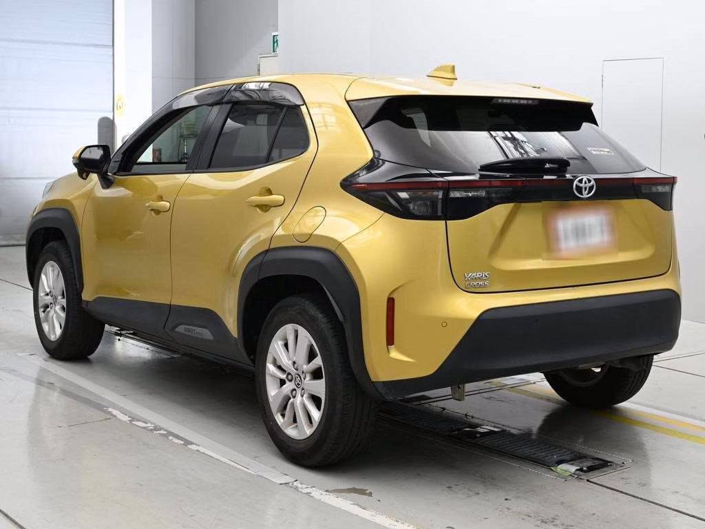 TOYOTA YARIS CROSS