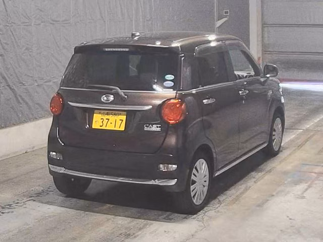 DAIHATSU CAST