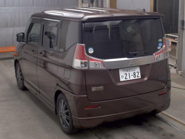 MITSUBISHI DELICA D:2