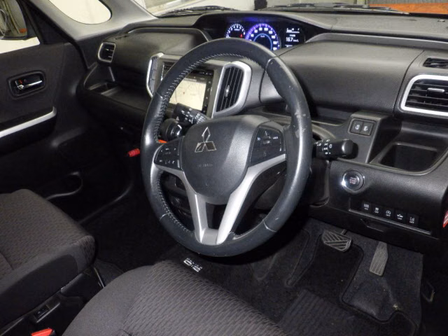 MITSUBISHI DELICA D:2