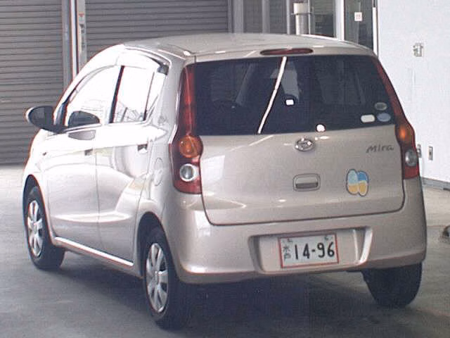 DAIHATSU MIRA