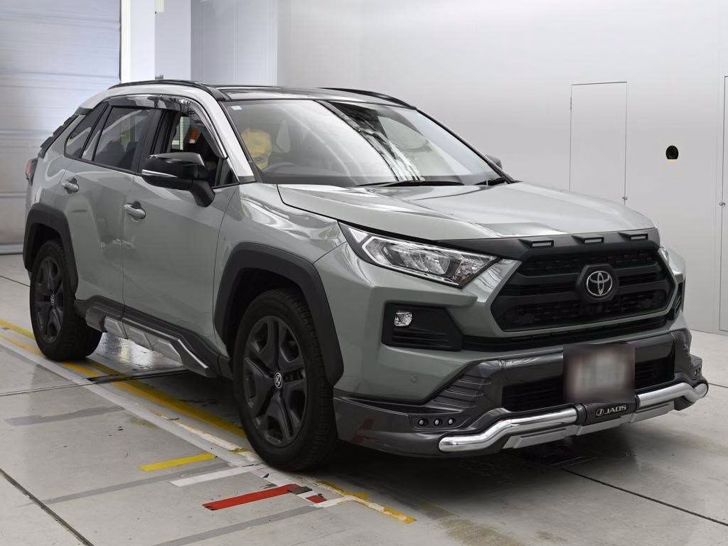 TOYOTA RAV4