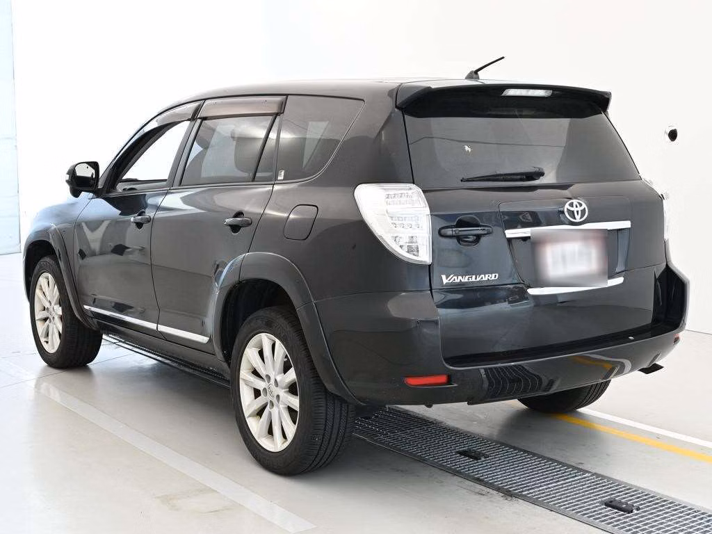 TOYOTA VANGUARD