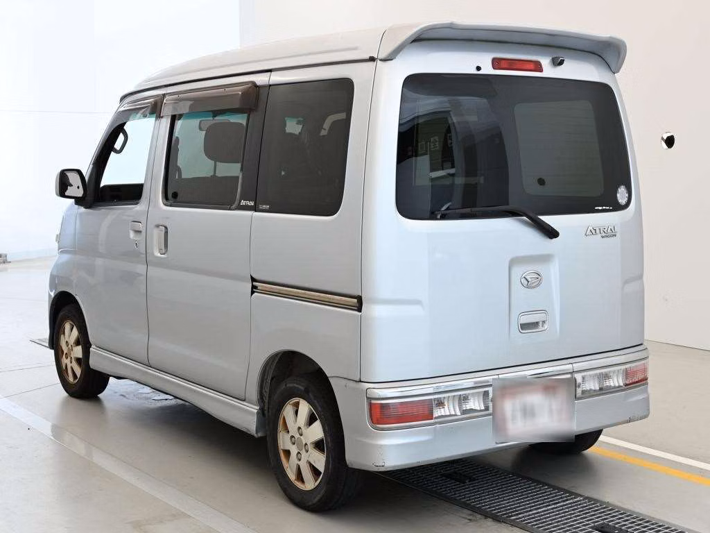DAIHATSU ATRAI