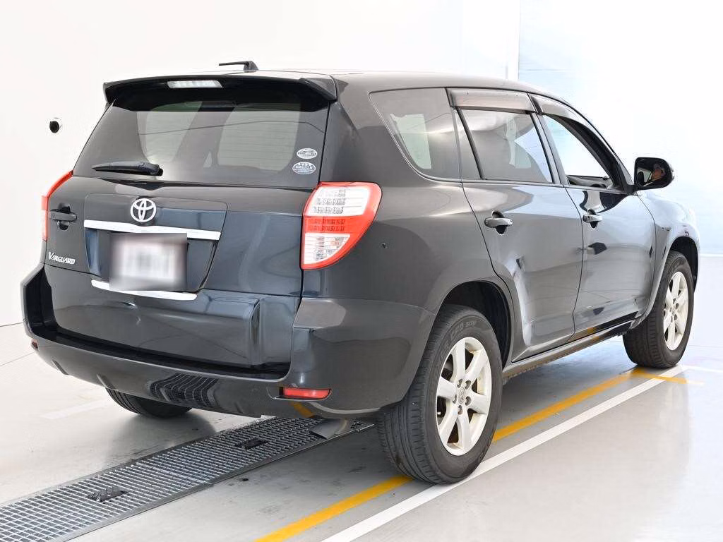 TOYOTA VANGUARD
