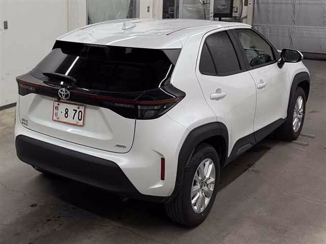 TOYOTA YARIS CROSS