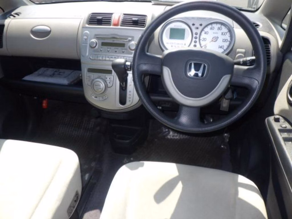 HONDA LIFE