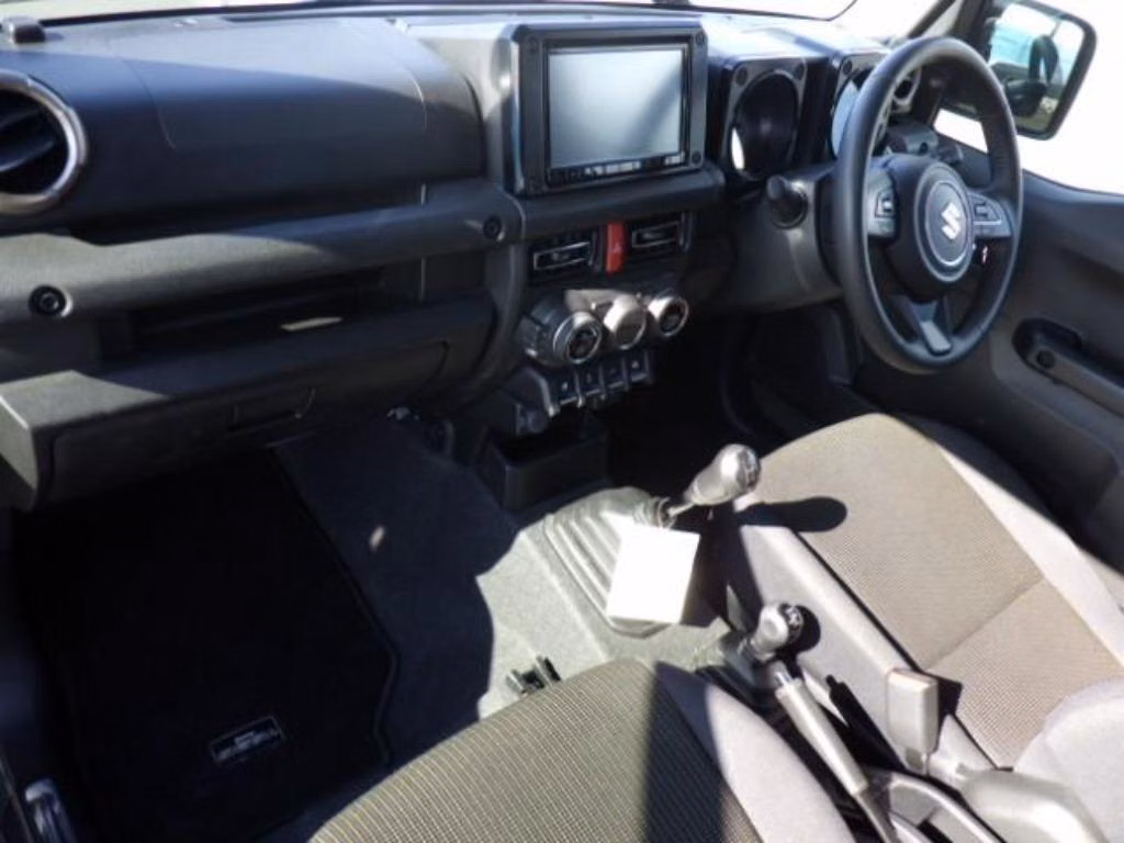 SUZUKI JIMNY SIERRA