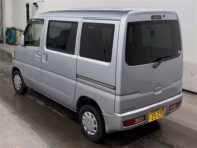 MITSUBISHI MINICAB