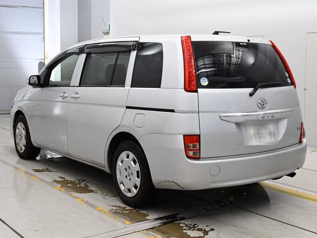 TOYOTA ISIS