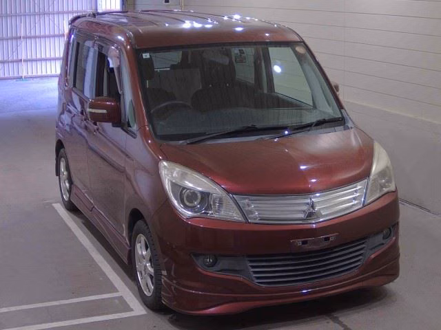 MITSUBISHI DELICA D:2