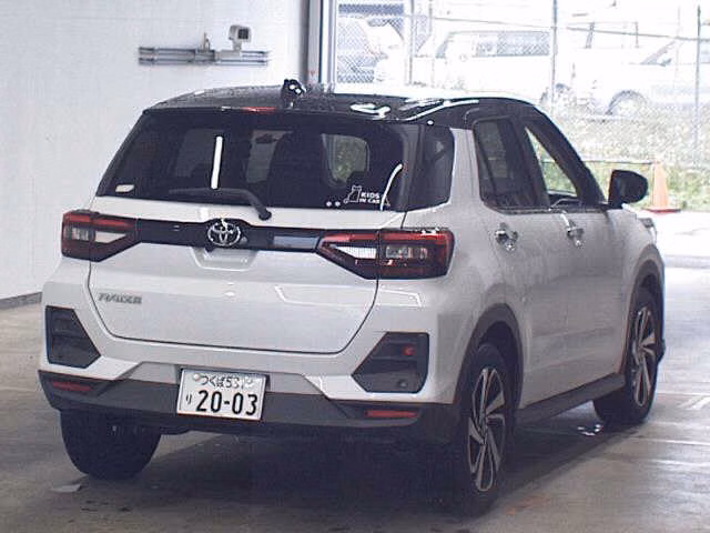 TOYOTA RAIZE