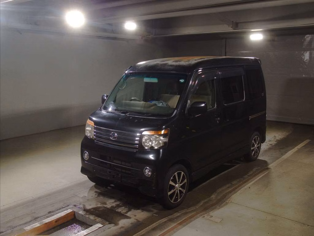 DAIHATSU ATRAI
