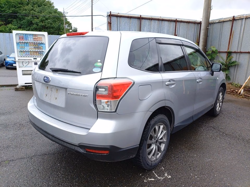 SUBARU FORESTER