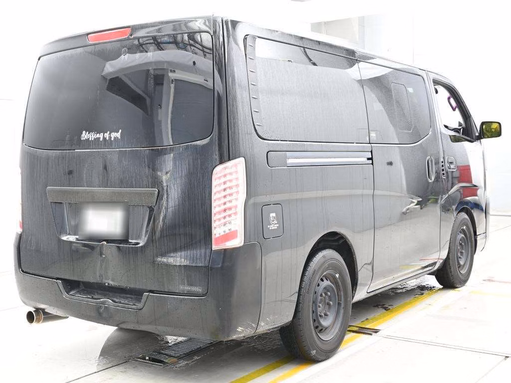 NISSAN NV350 CARAVAN