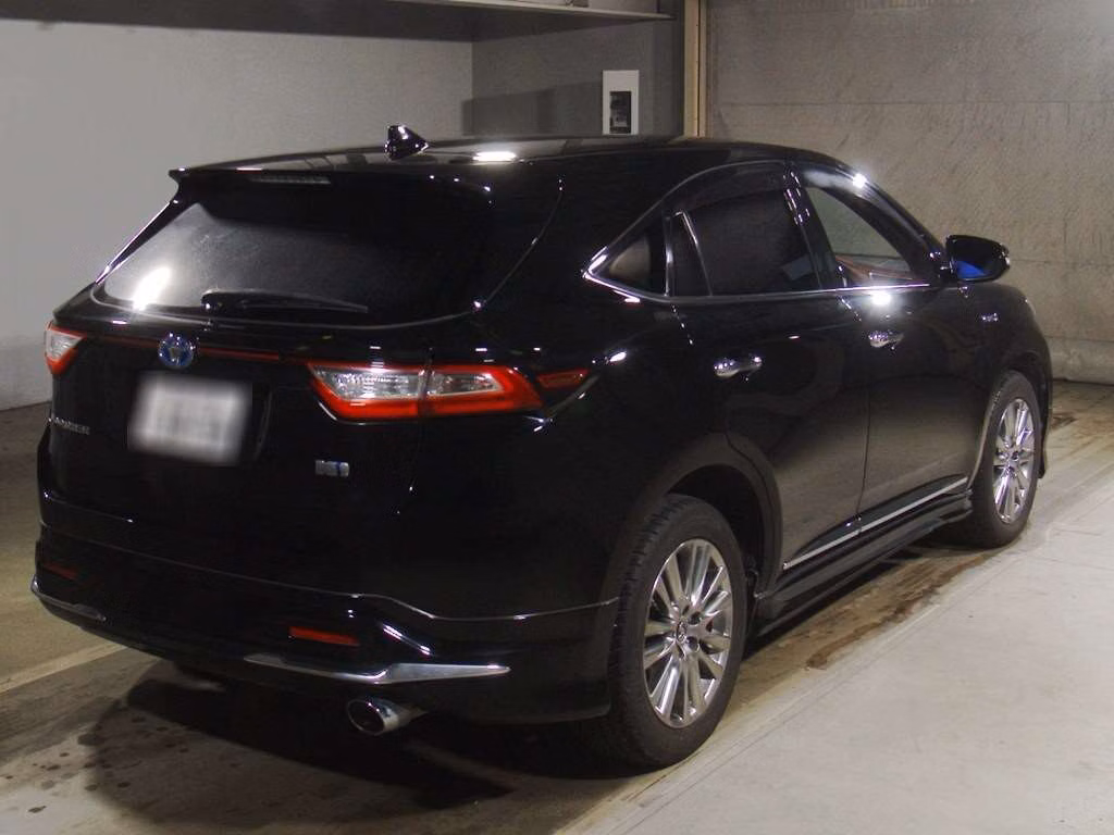 TOYOTA HARRIER