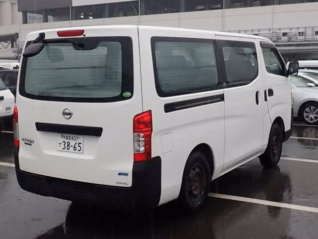 NISSAN NV350 CARAVAN