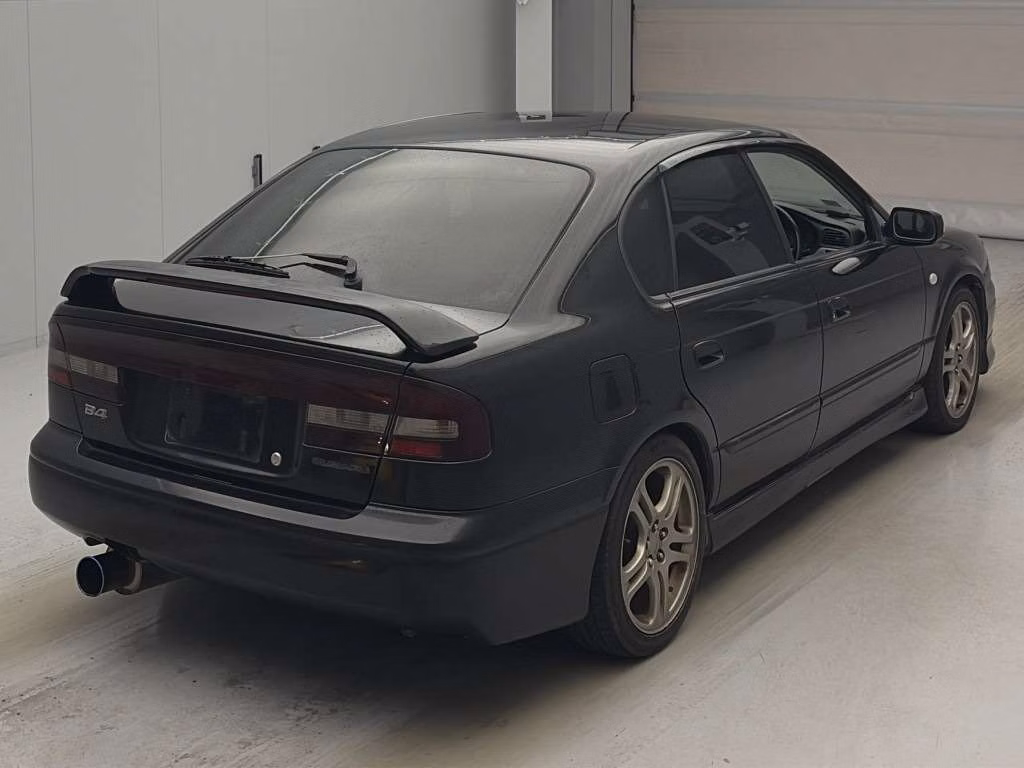 SUBARU LEGACY B4