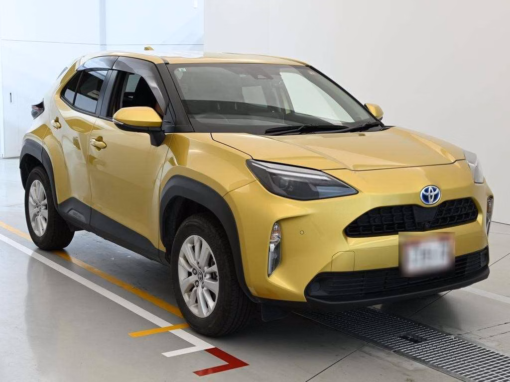 TOYOTA YARIS CROSS