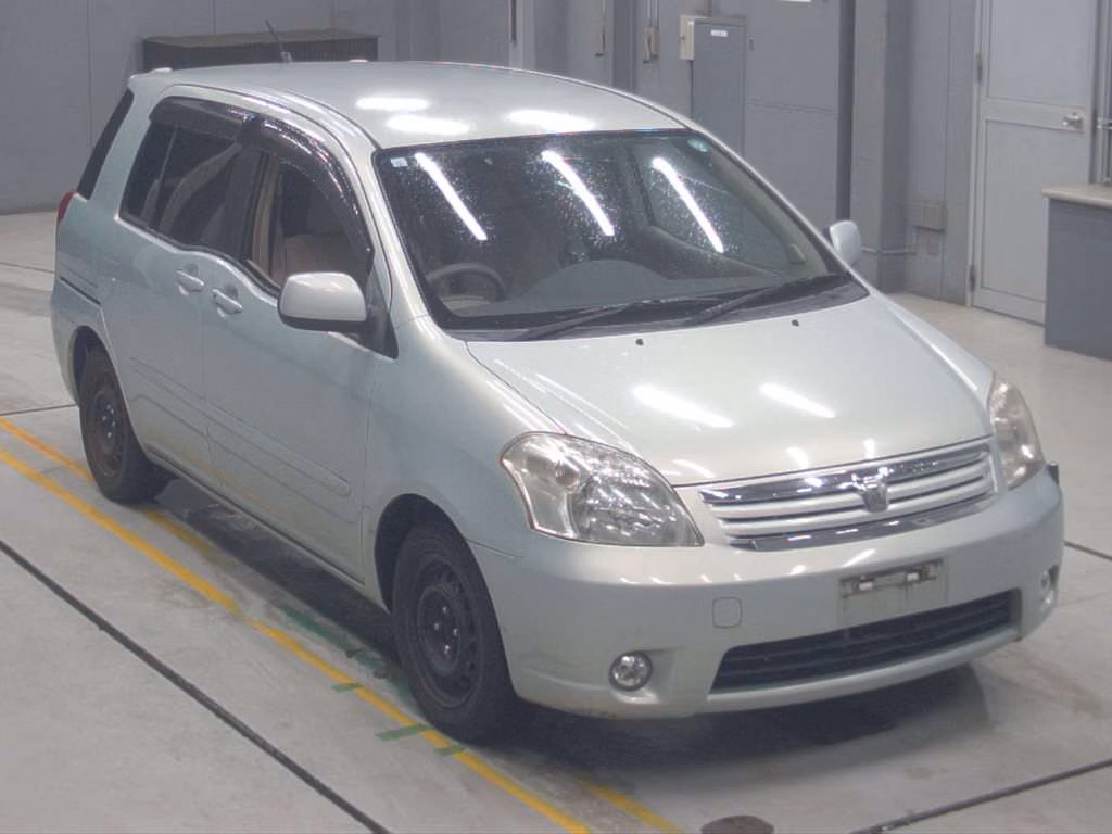 TOYOTA RAUM