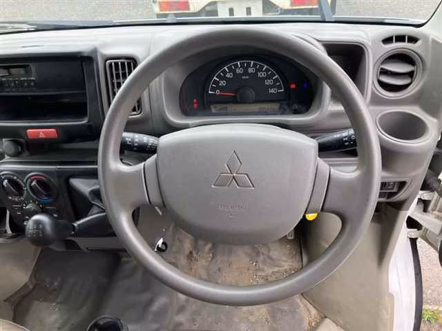 MITSUBISHI MINICAB