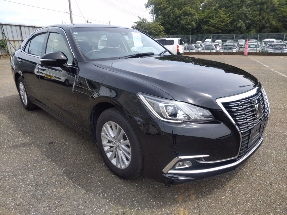 TOYOTA CROWN